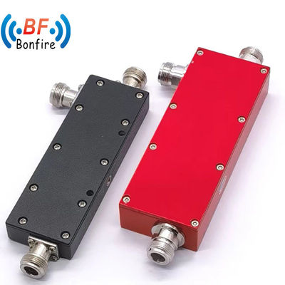 10dB 698MHz-3800MHz κατεστραμμένος κατευθυντικός σύνδεσμος με χαμηλή απώλεια εισαγωγής και βαθμό σύνδεσης 300W