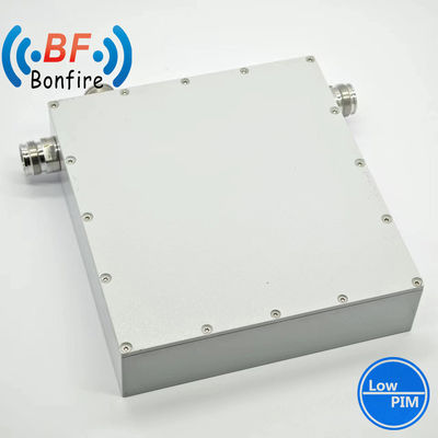 2024 Επαγγελματικό Πρότυπο 698-3800MHz 100W 3/6/10/15/20dB RF Αμβλυντής Προσαρμοσμένος