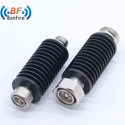 Ενιαία κατεύθυνση 100W σταθερός Attenuator 3/6/10/20dB N-Αρσενικό σε N-Αρσενικό DC-3800MHz Μαύρο