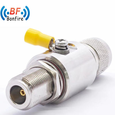 Εσωτερικό/εξωτερικό IP65 698-3800MHz RF Arrester Lightning Protector Arrester F Surge Protection Tube