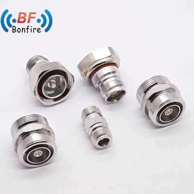 Απώλεια εισαγωγής 0,25dB DC-4GHz N Καθαρός αρσενικός σύνδεσμος για 7/8 prime ευέλικτο καλώδιο