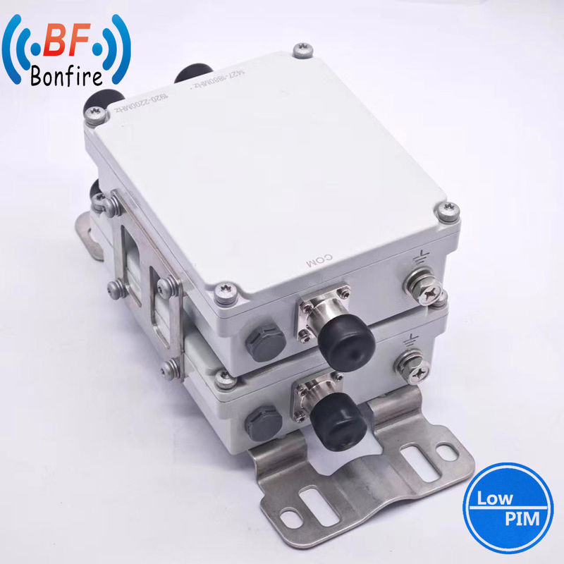 HLQ-XXXXX UHF 2300-2400 2500-2700MHz RF Duplexer με κοιλότητα N Γυναικείο τύπου Low Pim Combiner