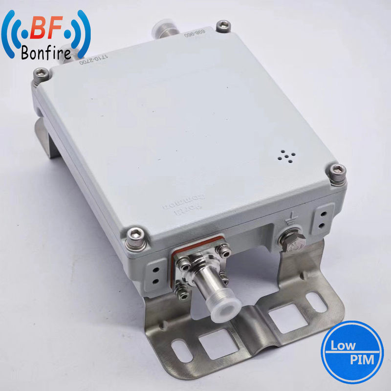 Γκρι 1710-2170MHz 2300-2690MHz RF Low Pim Cavity Duplexer Combiner N Γυναικείο Τύπος για επικοινωνία
