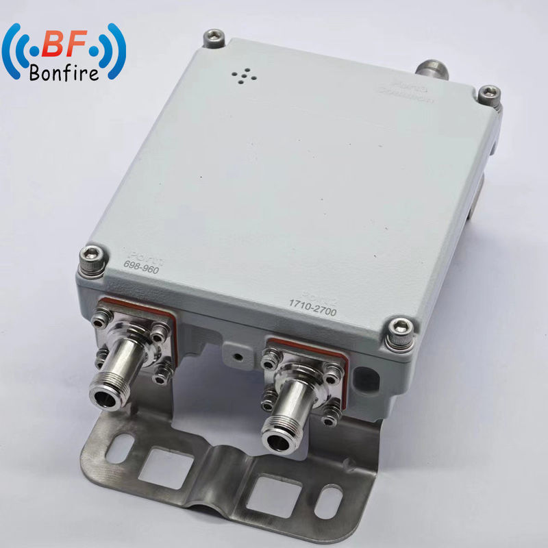1710-2170MHz 2300-2700MHz Τριπλέξερ με χαμηλό Pim -160dbc RF διπλέξερ και 4.3-10-F συνδετήρα