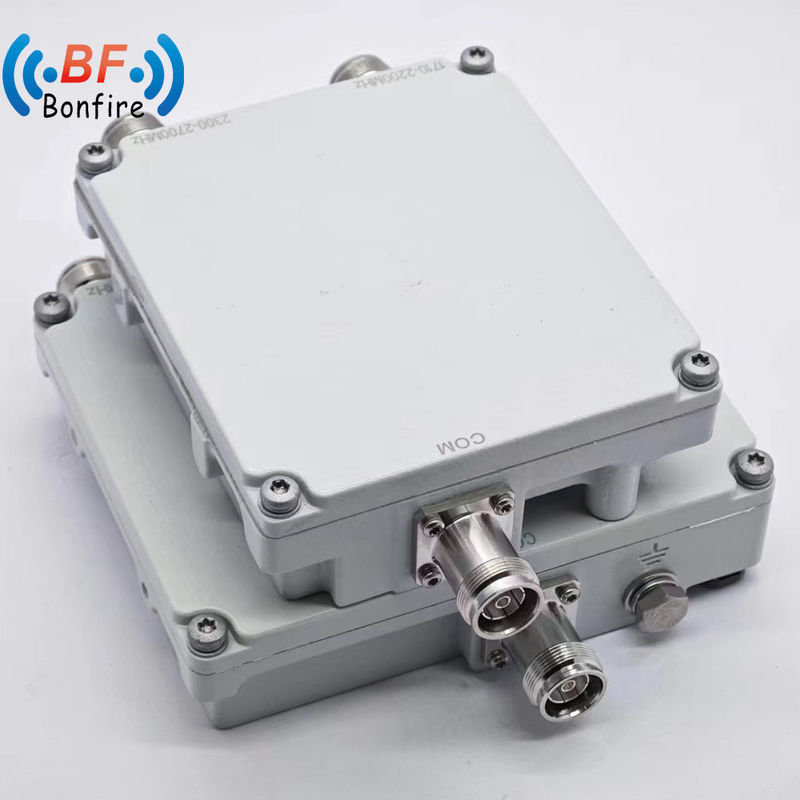 Ραδιοφωνικός διπλέξερ 1920-2170 2300-2400 2500-2700MHz 200W N-γυναικείο σύνδεσμο για Ibs Μαύρο