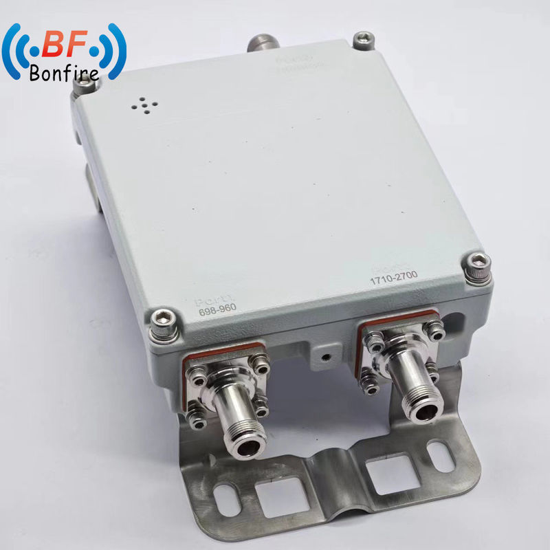 Υπηρεσία πελατών RF Diplexer 1710-1880 1920-2170 2300-2400 2500-2700MHz Μία μονάδα -160dbc