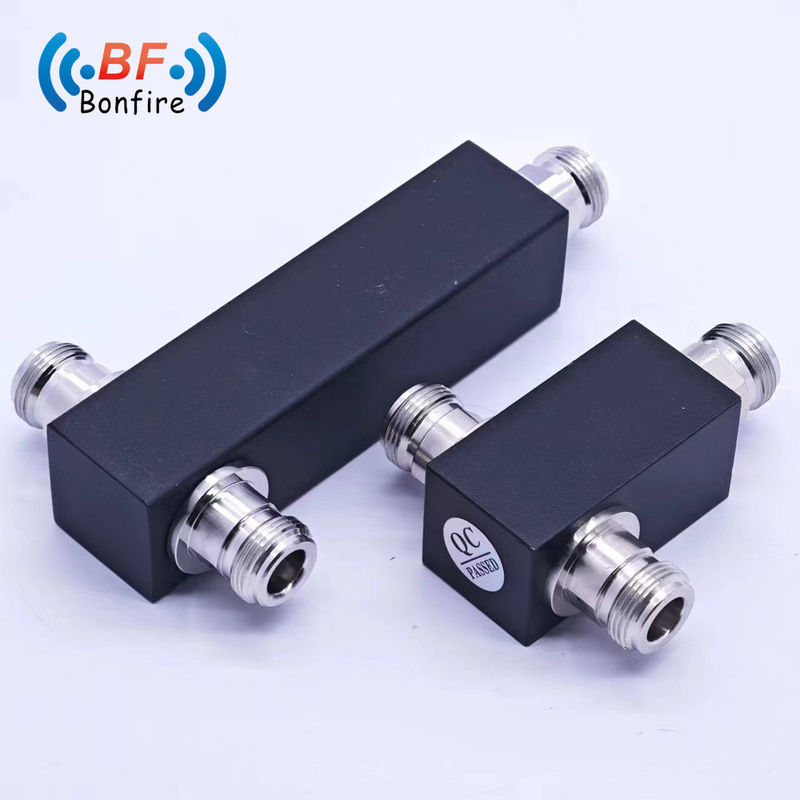 Προσαρμοσμένος 5g Power Splitter Combiner 617-4000MHz RF Power Divider για το κτίριο Das