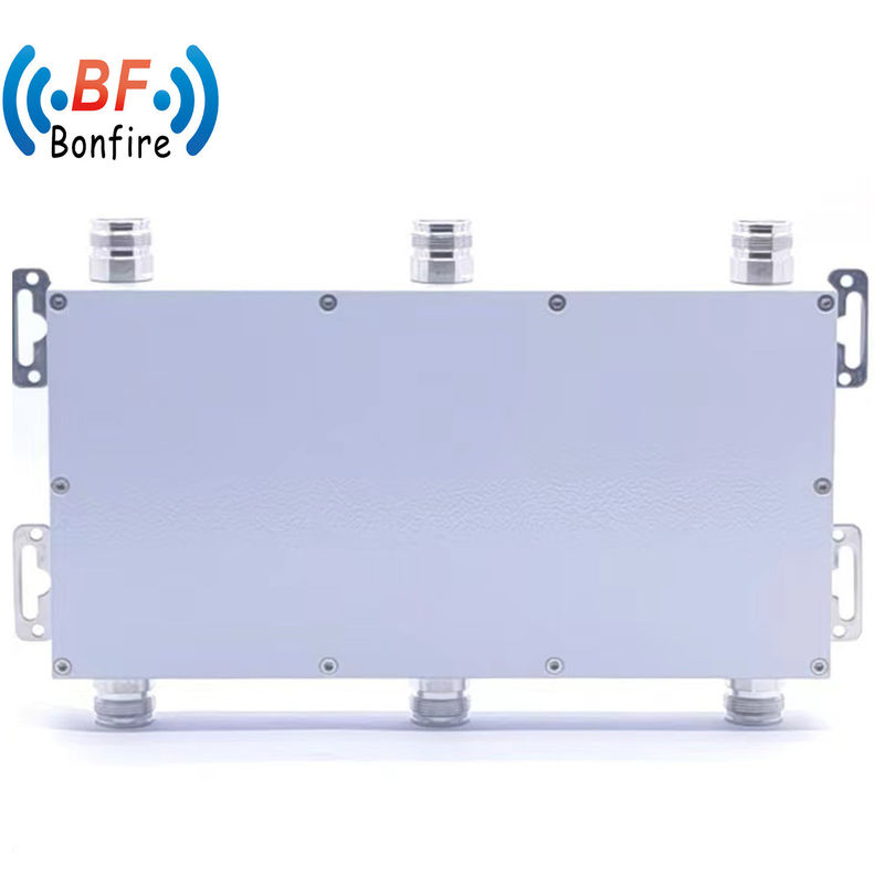 HCXXXXXXX 698-3800MHz 100W 3 σε 3 εξωτερικό εσωτερικό υβριδικό ζευγάρι NF για διανομή σήματος
