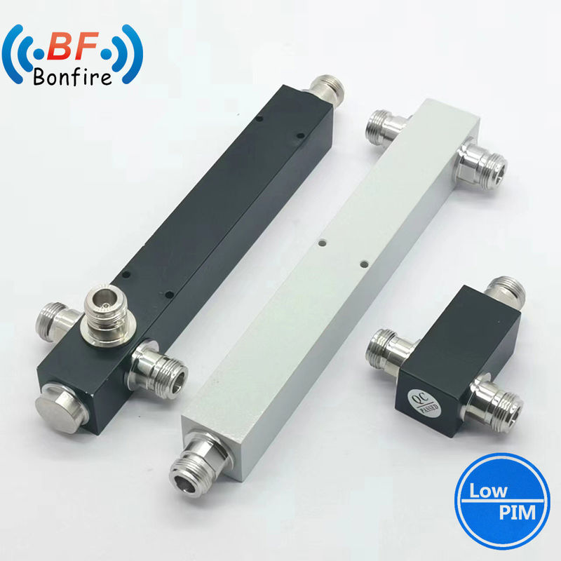 617-4000MHz 2 Way 20W RF Power Splitter με SMA Γυναικείο σύνδεσμο Τύπος Γκρίζο Προσαρμοσμένο