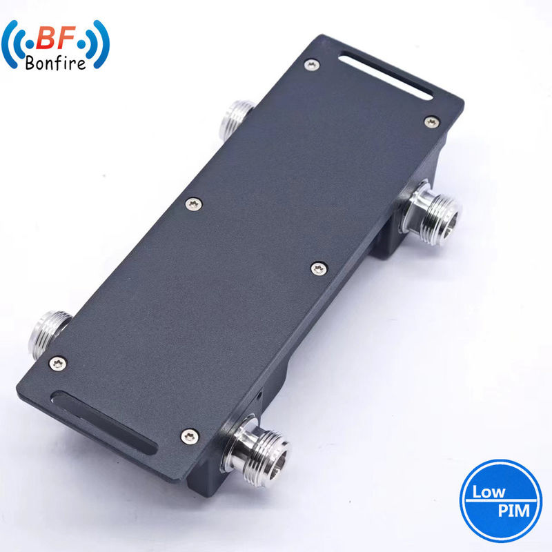 Υβριδικός συνδυαστής VHF 698-4000MHz 2X2 3dB Υβριδικός συνδυαστής για 4.3-10-F/DIN-F/N-F διεπαφή