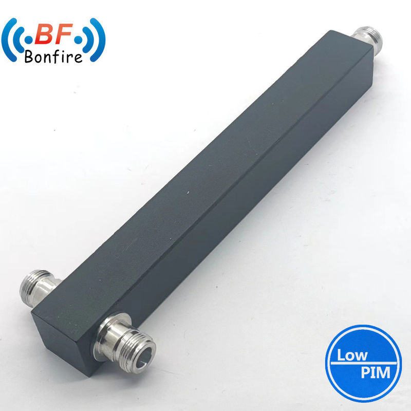 Εσωτερικός GFQ-XXXXXX 50W 2 Way 698-3800MHz RF Power Splitter με 4.3/10-Female Connector
