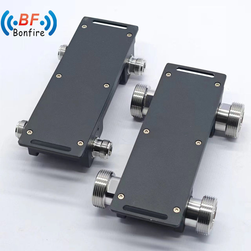 3dB Υβριδικός σύνδεσμος 617-3800MHz N-F Διασύνδεση με χαμηλή απώλεια εισαγωγής