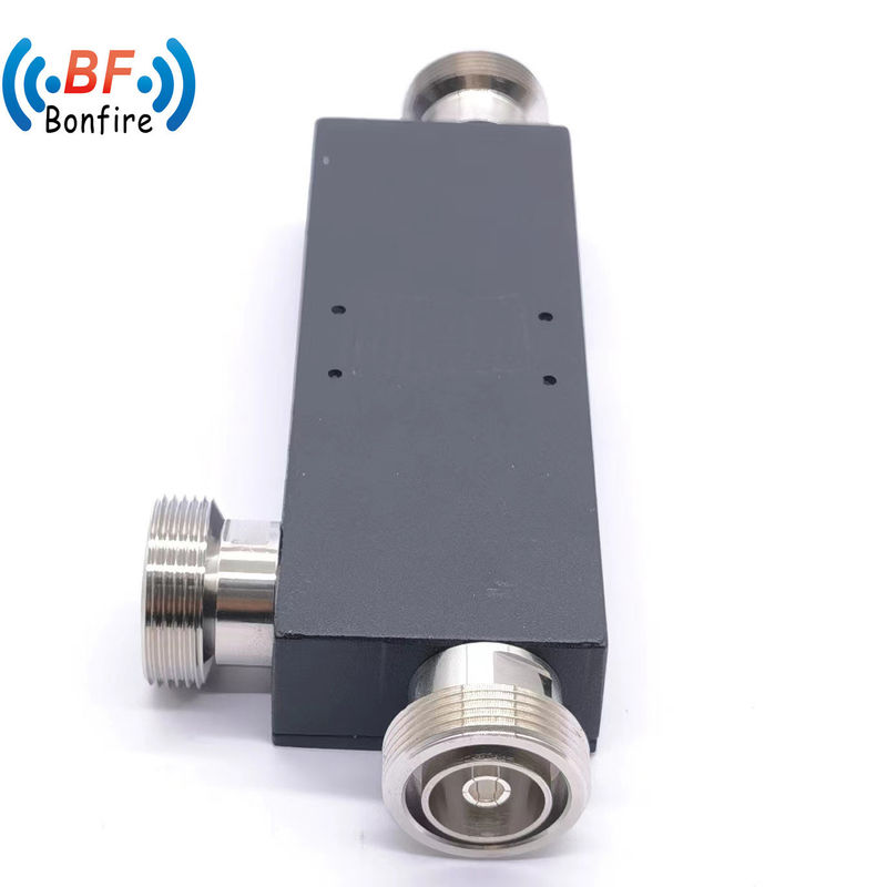 OHQ-0640-XX3301 3dB 5dB 6dB 7dB 617-4000MHz Αεροδιαστατικός ζεύγος DIN-F