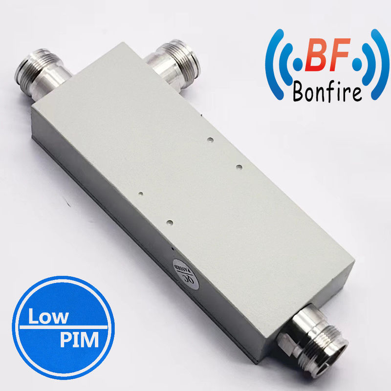 300W N Γυναικεία εσωτερική / εξωτερική IP65 χαμηλή Vswr 698-2700MHz κατευθυντικός ζεύγος ζεύξης κοιλότητας