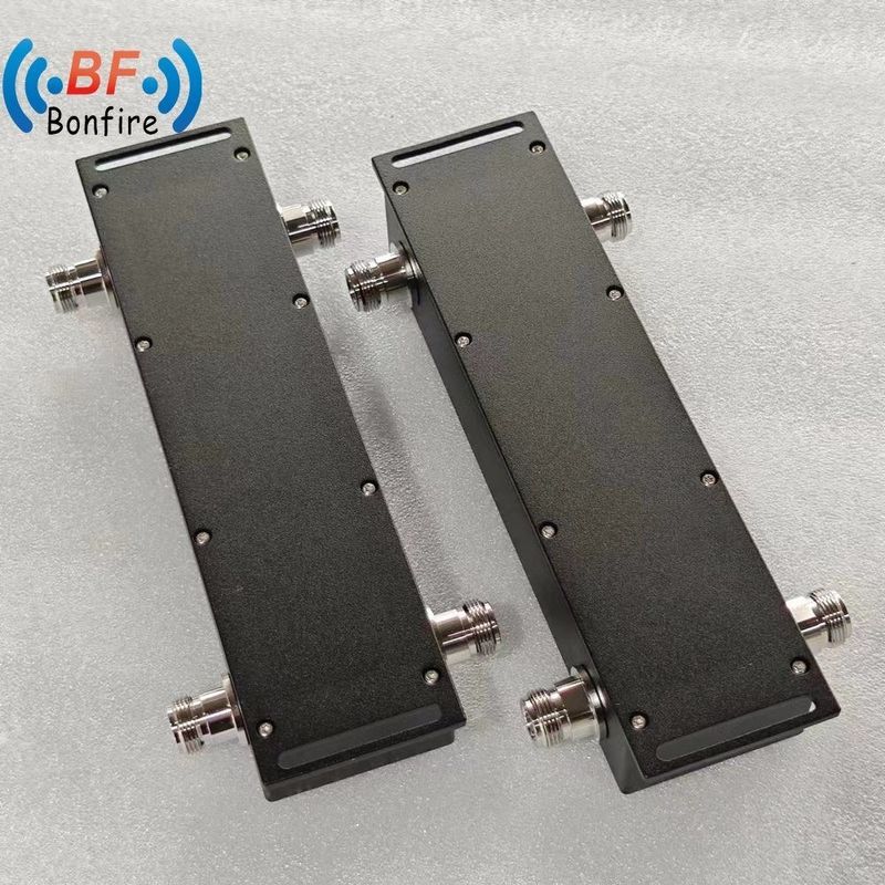 90 μοίρες 3dB RF Υβριδικός Συνδυαστής 2X2 Υβριδικός Συνδυαστής για γκρι/κόκκινο/μαύρο/προσαρμοσμένο χρώμα